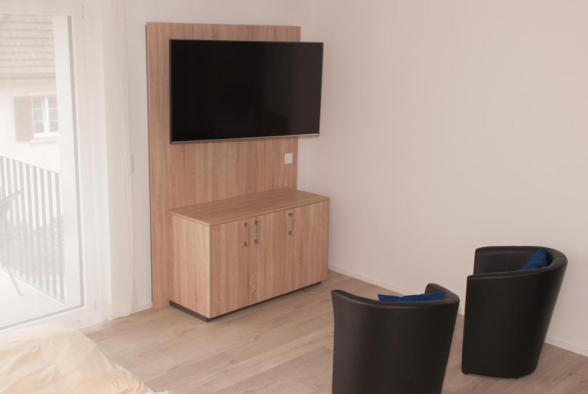 Hotel Traube Garni Kuttigen ห้อง รูปภาพ