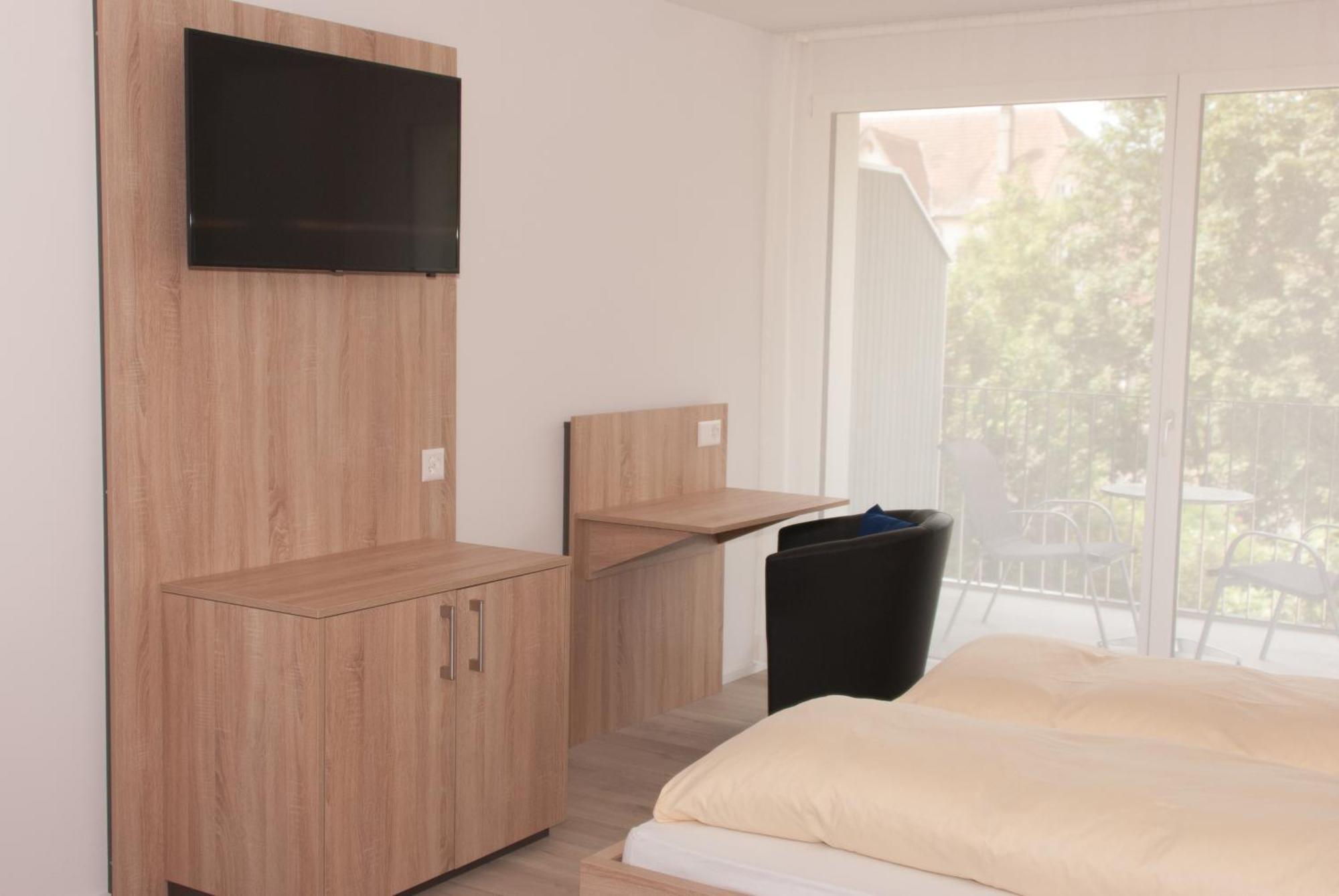 Hotel Traube Garni Kuttigen ห้อง รูปภาพ