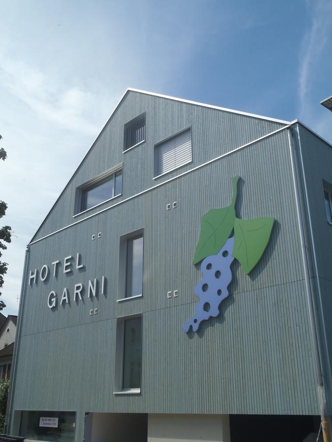 Hotel Traube Garni Kuttigen ภายนอก รูปภาพ