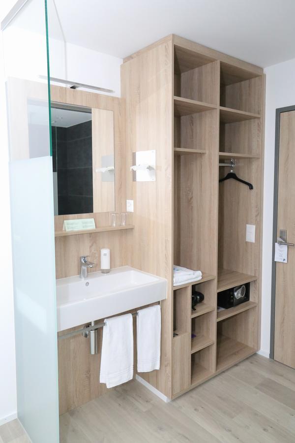 Hotel Traube Garni Kuttigen ภายนอก รูปภาพ