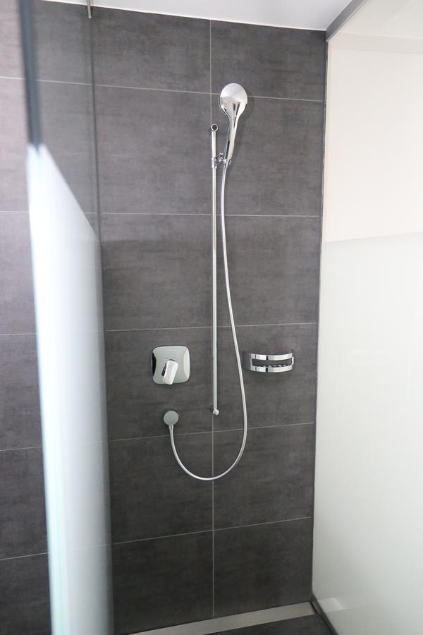 Hotel Traube Garni Kuttigen ภายนอก รูปภาพ